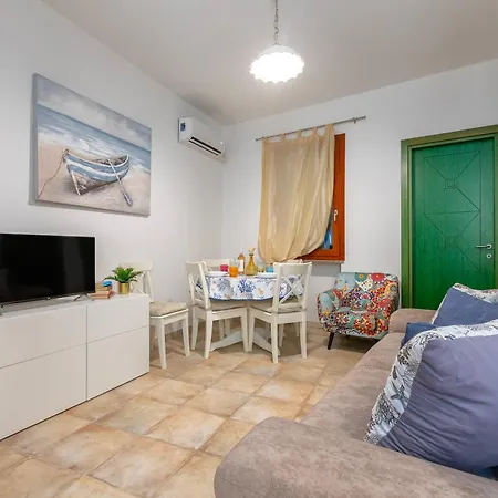 Sardinia Re - Trento Apartmán *